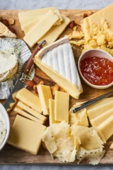 15-Great-Grocery-Store-Cheeses-for-Any-Cheese-Board_057