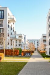 apartment vs. house moving